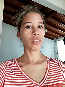 Snapshot of Sexi_girl29 chatting on February 13, 2026, 1:33 pm Sexi girl29 online show from February 13, 2026, 1:33 pm