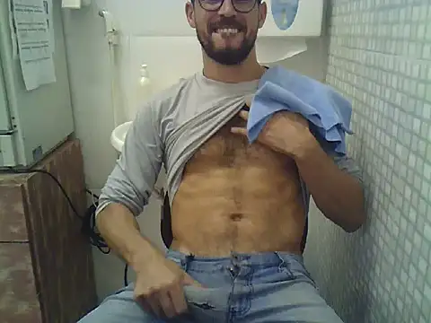 pdasgyn online show from September 29, 2025, 1:39 pm