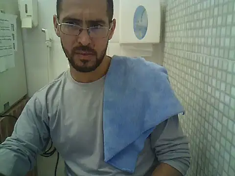 pdasgyn online show from September 19, 2025, 1:26 pm