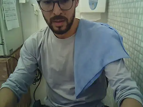 pdasgyn online show from October 6, 2025, 1:01 pm