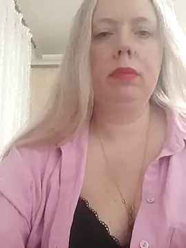 Irina3718 online show from March 13, 2025, 8:22 pm