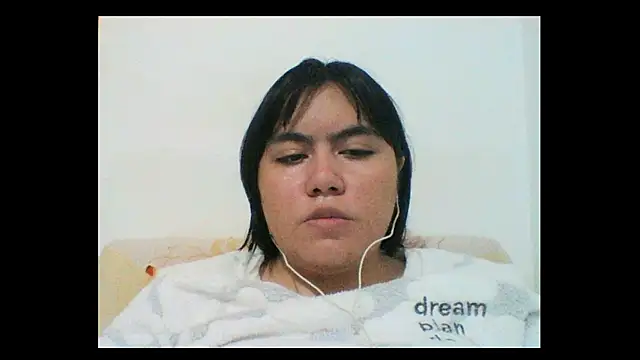 Snapshot of IrisMitchell_ chatting on March 23, 2025, 6:37 am IrisMitchell online show from March 23, 2025, 6:37 am