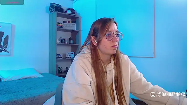 Soy mangx online show from October 6, 2025, 2:57 am