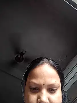 Snapshot of Arohi35 chatting on March 12, 2025, 10:48 am Arohi35 online show from March 12, 2025, 10:48 am