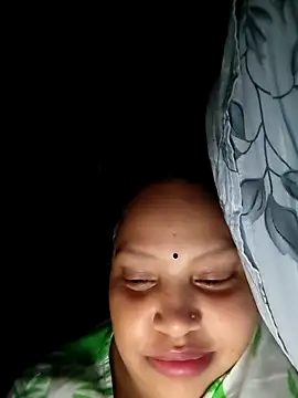 Snapshot of Arohi35 chatting on February 24, 2026, 5:47 pm Arohi35 online show from February 24, 2026, 5:47 pm