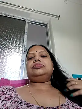 Snapshot of Arohi35 chatting on September 24, 2025, 3:35 am Arohi35 online show from September 24, 2025, 3:35 am