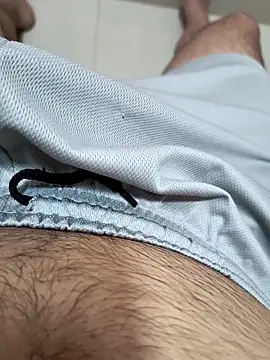 Snapshot of blancoleon14 chatting on December 19, 2025, 4:53 pm blancoleon14 online show from December 19, 2025, 4:53 pm