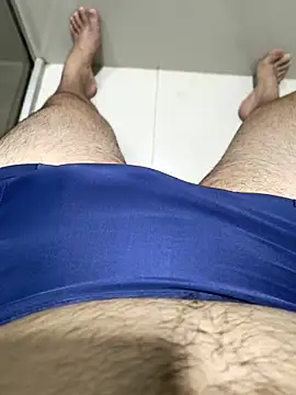 Snapshot of blancoleon14 chatting on December 22, 2025, 4:01 am blancoleon14 online show from December 22, 2025, 4:01 am