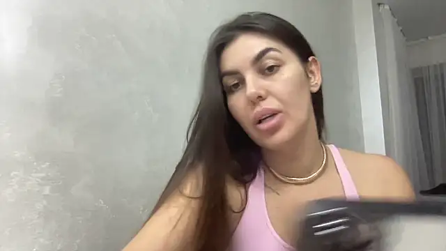 Snapshot of AngelinaMeov chatting on March 11, 2025, 4:18 pm AngelinaMeov online show from March 11, 2025, 4:18 pm