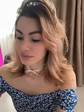 Snapshot of SweetDarling7 chatting on March 16, 2025, 10:55 am SweetDarling7 online show from March 16, 2025, 10:55 am