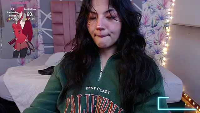 Asaray T online show from November 21, 2025, 5:34 pm