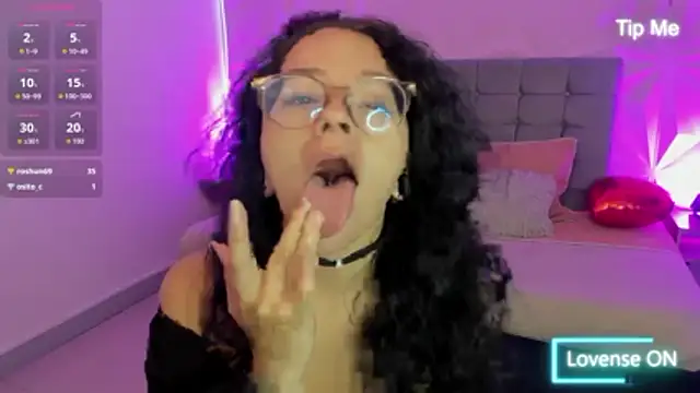 jenn cg online show from April 15, 2026, 9:15 pm