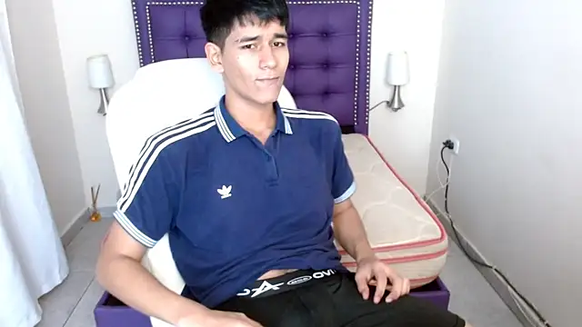 Snapshot of jettdread chatting on March 20, 2025, 5:58 pm jettdread online show from March 20, 2025, 5:58 pm