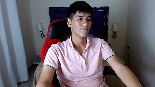 Snapshot of jettdread chatting on March 19, 2025, 5:39 pm jettdread online show from March 19, 2025, 5:39 pm