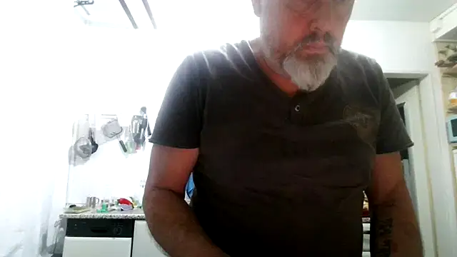 Berg Boy online show from March 31, 2026, 9:17 pm