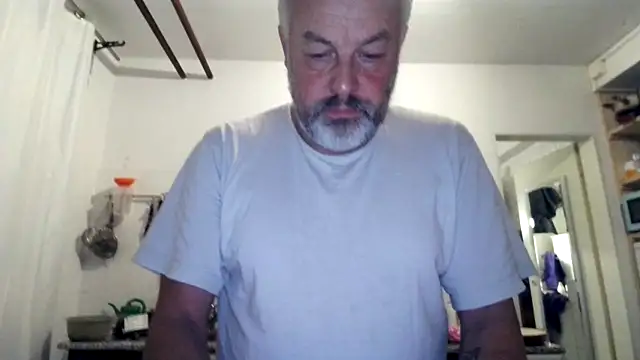 Berg Boy online show from November 5, 2025, 4:59 am