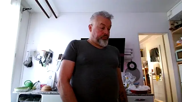 Berg Boy online show from February 26, 2026, 7:19 am