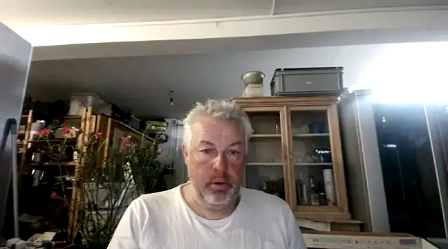 Berg Boy online show from March 11, 2025, 4:51 am