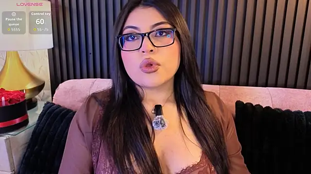 Snapshot of Alexa_Madisson chatting on July 1, 2026, 7:47 pm Alexa Madisson online show from July 1, 2026, 7:47 pm