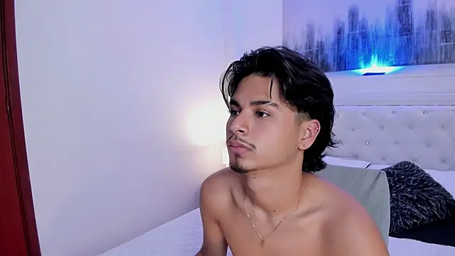 MathewAdams online show from September 19, 2025, 6:23 pm