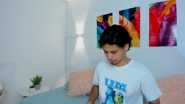 MathewAdams online show from September 25, 2025, 6:25 pm