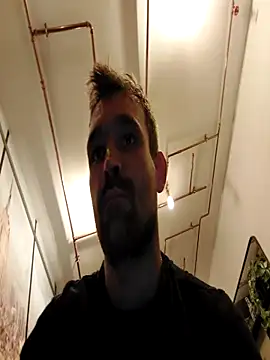 LKC94 online show from September 17, 2025, 7:49 pm