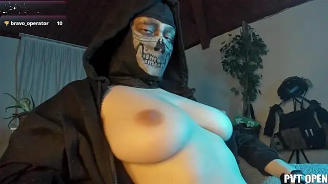 Snapshot of cos_operator chatting on February 11, 2026, 6:19 pm cos operator online show from February 11, 2026, 6:19 pm