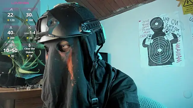 Snapshot of cos_operator chatting on September 30, 2025, 6:03 pm cos operator online show from September 30, 2025, 6:03 pm