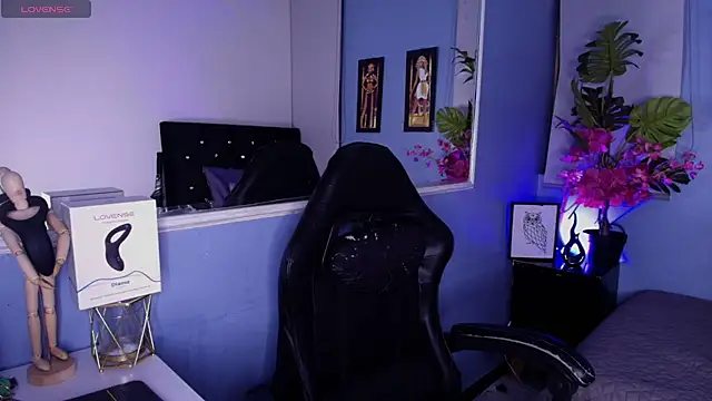 LucasCarterr  online show from September 20, 2025, 4:06 am