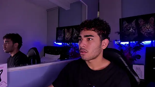 LucasCarterr  online show from November 30, 2025, 3:51 am