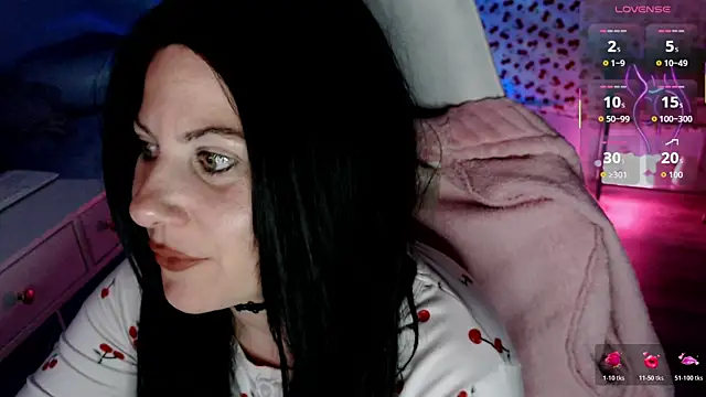 Snapshot of BellaStar84 chatting on July 2, 2026, 8:20 am BellaStar84 online show from July 2, 2026, 8:20 am