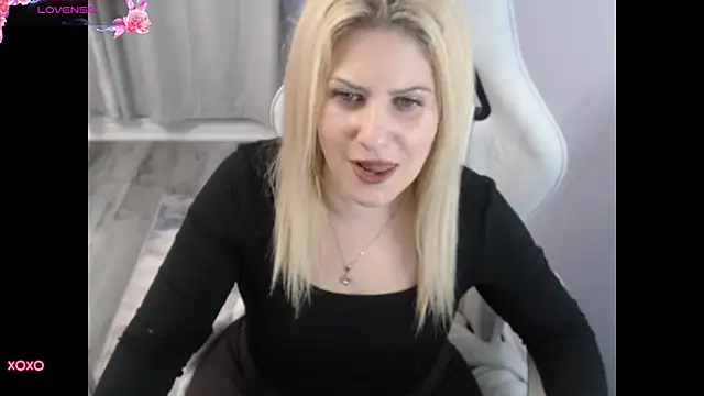 BellaStar84 online show from October 20, 2025, 12:06 pm