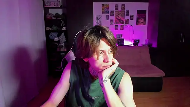 Snapshot of xIce_Boy chatting on April 23, 2026, 12:06 am xIce Boy online show from April 23, 2026, 12:06 am