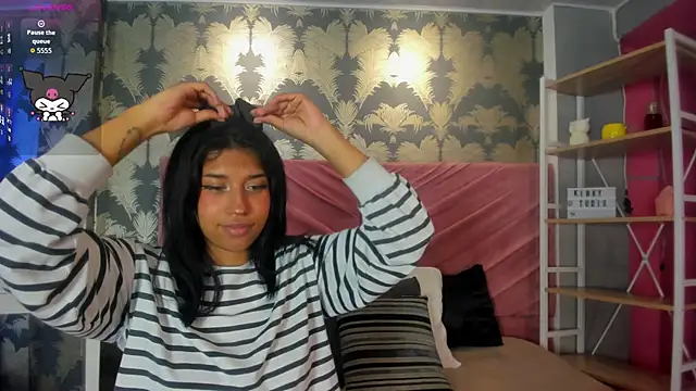 Karin Ks online show from October 17, 2025, 7:26 pm