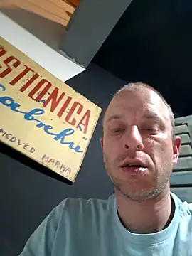 svenpfeifer online show from March 21, 2025, 11:34 pm