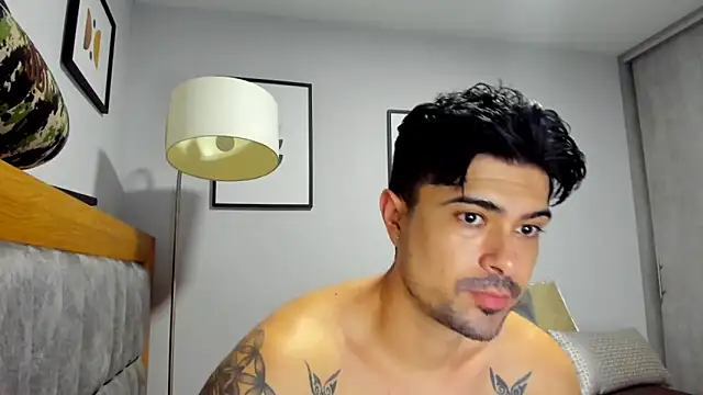 Dante Storm online show from December 16, 2025, 2:27 am