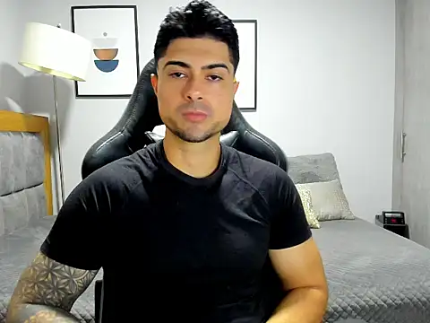 Snapshot of Dante_Storm chatting on November 10, 2025, 2:55 pm Dante Storm online show from November 10, 2025, 2:55 pm