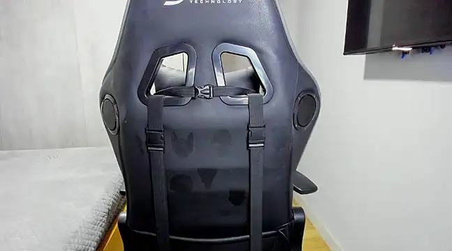 Snapshot of Dante_Storm chatting on March 13, 2025, 3:54 am Dante Storm online show from March 13, 2025, 3:54 am