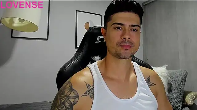 Snapshot of Dante_Storm chatting on September 23, 2025, 2:07 am Dante Storm online show from September 23, 2025, 2:07 am