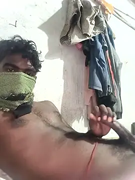 PolarFriend0 online show from April 7, 2026, 6:48 am