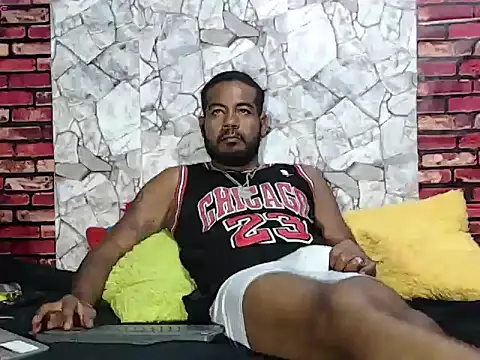 Snapshot of BladeFoxxx1 chatting on February 11, 2026, 4:45 am BladeFoxxx1 online show from February 11, 2026, 4:45 am