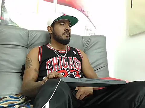 Snapshot of BladeFoxxx1 chatting on September 27, 2025, 9:15 am BladeFoxxx1 online show from September 27, 2025, 9:15 am