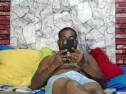 Snapshot of BladeFoxxx1 chatting on February 25, 2026, 3:29 am BladeFoxxx1 online show from February 25, 2026, 3:29 am