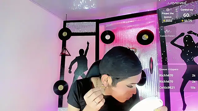 Nathalia Loess online show from March 21, 2025, 3:01 am