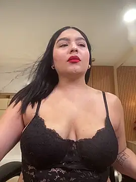 eva sainnt online show from March 18, 2025, 11:33 am