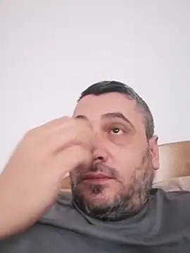 yourflowerpink online show from December 21, 2025, 8:49 am