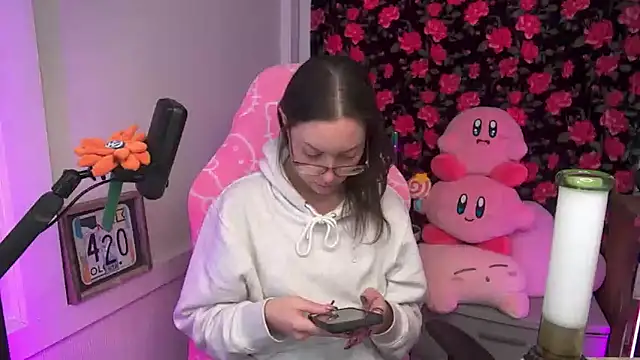 Snapshot of SpaceCowWhore chatting on February 21, 2026, 7:05 pm SpaceCowWhore online show from February 21, 2026, 7:05 pm