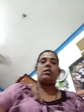 kissmetha online show from September 22, 2025, 11:49 am