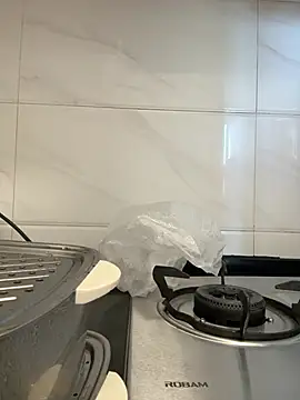 aa520uv online show from April 5, 2026, 2:18 am