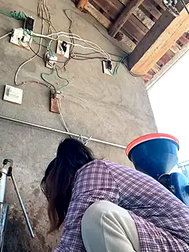 aa520uv online show from November 20, 2025, 2:56 am